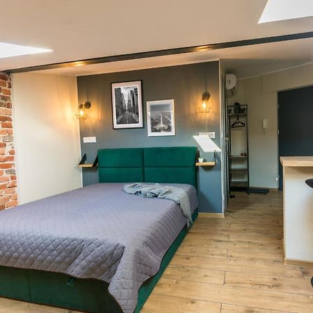 Apartamenty Fabrykanta Ksiezy Mlyn Lodz  Ngoại thất bức ảnh